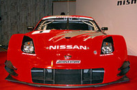 エンジンは、「VQ30DETT」の3リッターツインターボ。最高出力は465ps以上、最大トルクは72kgm以上という。トランスミッションは6段シーケンシャル。