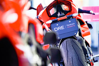 サーキット初心者からレーシングスキルを磨きたいという上級者まで、さまざまなライダーへ向けたプログラムを用意。今回はビギナー向けの「トラック・ウォームアップ」が開催された。