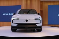 ボルボEX30