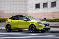 日産ノートX FOUR
