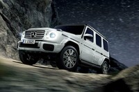 「G450dローンチエディション」。写真はボディーカラーが「オパリスホワイト」のモデル。