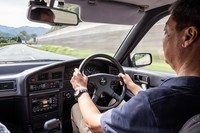 今回の試乗で「レガシィ」シリーズの視界の良さをあらためて感じた(写真は初代BF型)。スバルの0次安全(疲れにくく運転がしやすい設計=良好な操作性や視界など)へのこだわりが、伝統として現代のラインナップにも生かされている。