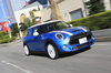 MINIクーパーS 5ドア(FF/6AT)【試乗記】 スポーツ路線もいいけれど の画像1