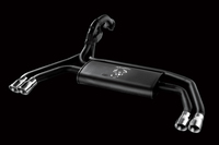 ベースモデルの「アバルト595コンペティツィオーネ」と同様にハイパフォーマンスエキゾーストシステム「レコードモンツァ」を装備。