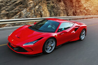 2019年に登場した「フェラーリF8トリブート」。「458イタリア」「488GTB」の系譜の集大成ともいえるモデルだったが、どうしたわけか競技用車両やスペチアーレなどが設定されることもなく、いつの間にかひっそりと姿を消した。