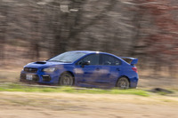 ボディーカラーには定番の「WRブルー」に加え、ホワイトやブラックも用意された。