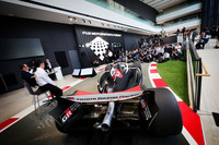 2024年10月11日にTOYOTA GAZOO RacingとMoneyGram Haas F1 Teamが富士スピードウェイで行った業務提携発表記者会見の様子。