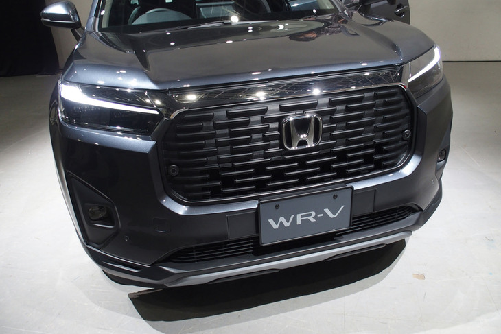 ホンダWR-V(フロントマスク)