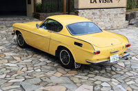 「P1800」の生産は、当初はボディーパネルの製造がプレストスチール、車両組み立てがジェンセンと、ともにイギリスで行われていたが、後にすべてスウェーデンに移管された。