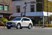 今回は530kmほどの道のりを試乗。燃費は満タン法で8.8km/リッター、車載の燃費計で9.2km/リッターを記録した。