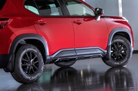 「WR-Vフィールドエクスプローラーコンセプト」にはベースモデルより2インチ小さな15インチのホイール&タイヤが装着される。