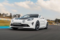 アルピーヌがルマン24時間レースの100周年を記念した特別な「A110 R」を導入