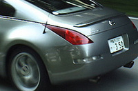 「クルマを運転していて追い抜かれるとき、フロントよりもリアビューを見る機会の方が全体的に多い」と青木氏は語る。