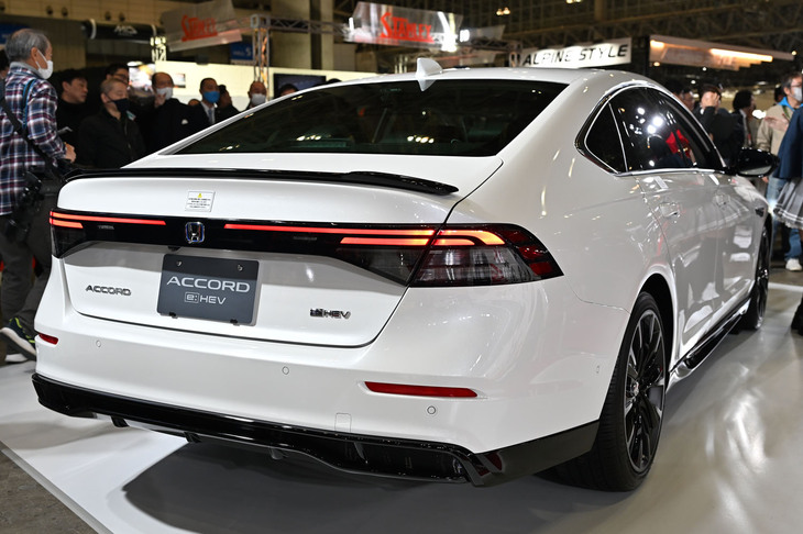 ホンダ・アコードe:HEVスポーツライン