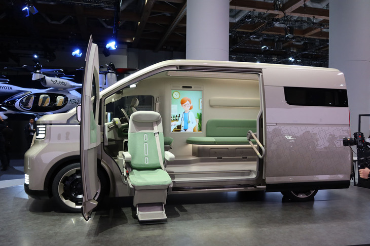 トヨタ・ハイエース コンセプト