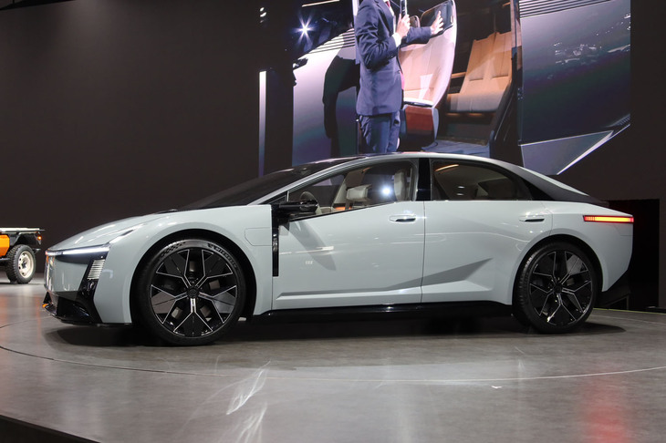 トヨタ・カローラ コンセプト