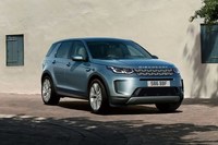 「ランドローバー・ディスカバリー スポーツ」に3列目シートが標準装備の限定車
