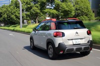 ボディー本体のカラーは全6色。今回試乗した「シャイン」グレードでは、その色に合わせて、ブラックまたはホワイトのルーフが組み合わせ可能となっている。