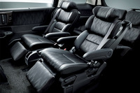 2列目プレミアムクレードルシート。