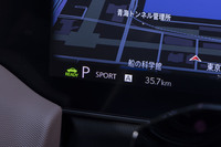 ドライブモードは「NORMAL」「ECO」「SPORT」の3種類。グレードや駆動方式を問わず、全車に標準で装備される。