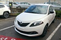 現行型「ランチア・イプシロン」。「フィアット・パンダ」とプラットフォームを共有する。