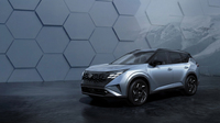 日産によれば、将来的には全ラインナップのうち8割の車種がファミリー戦略でカバーされるようになる見通しだ。写真は2026年6月に披露された、次期「エクストレイル」のイメージ。