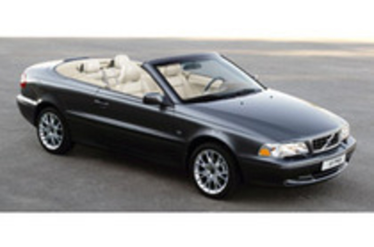 カルボ ボルボ、豪華になったオープン「C70 T-5 クラシック」発売 【ニュース