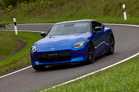 コーナリング時の駆動力の“逃げ”を抑え、スムーズかつ力強い走行を可能にするLSD。19インチのタイヤ&ホイールセットや強化ブレーキともども、走りにおける「バージョンS」「バージョンST」の特徴となっている。