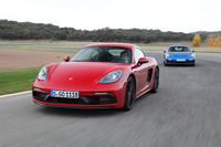 「718ケイマンGTS」には、ブレーキを制御することでコーナリング性能を高めるトルクベクタリングシステムが標準で備わる。