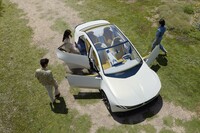 BMWが最新のデザインコンセプト「ビジョン ノイエクラッセ」を世界初公開の画像