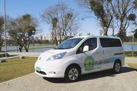 代替燃料を使った燃料電池車は、ブラジルなどバイオエタノールの供給インフラが整った地域における、クルマのカーボンニュートラル実現を意図したものだった。それが工場用発電機に応用されることになるとは……。