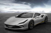 「Grigio Hiroshima」と呼ばれるマットグレーに塗られた「アレッジェリータ カーボニオ35.6」。