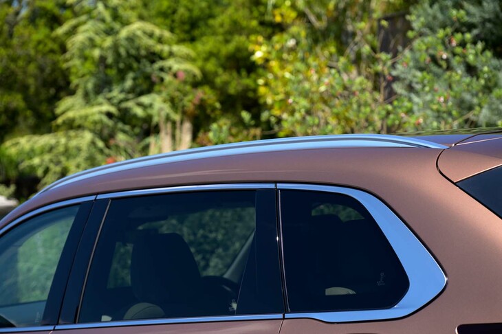 マツダCX-80 XDハイブリッド エクスクルーシブモダン(ウィンドウモールディング)