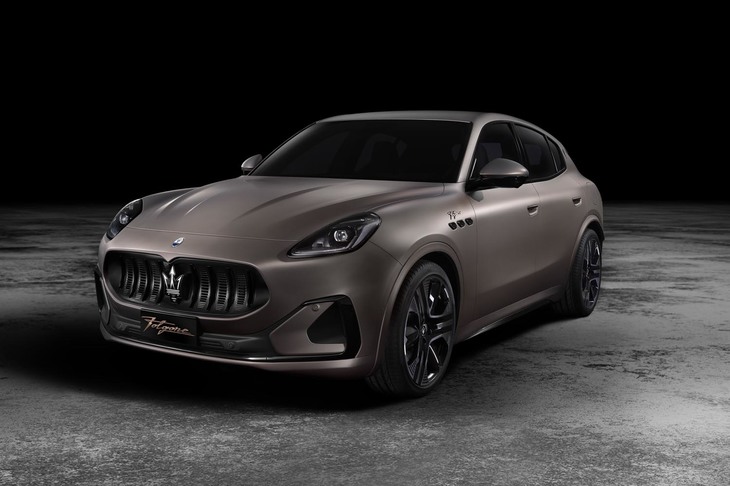 「グレカーレ フォルゴーレ」と名づけられたEVバージョンは、1年後にラインナップに加えられる予定だ。