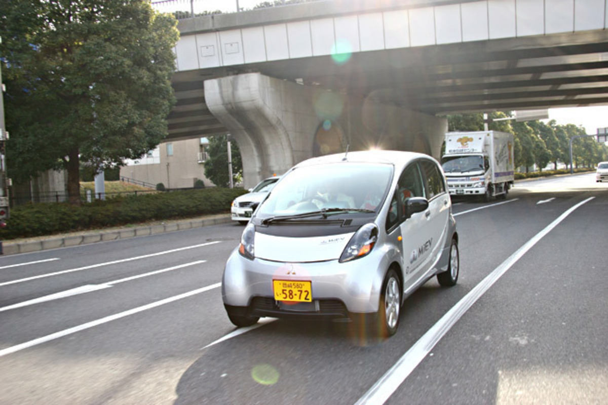 三菱 i MiEV【試乗速報（後編）】 電気自動車はどう進化する？ - webCG