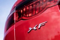 ジャガーXFスポーツブレイク プレステージ