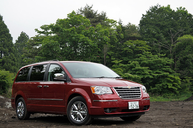 【スペック】全長×全幅×全高=5145×2005×1755mm/ホイールベース=3080mm/車重=2090kg/駆動方式=FF/3.8リッターV6OHV12バルブ(193ps/5200rpm、31.1kgm/4000rpm)/価格=546.0万円(テスト車=同じ)