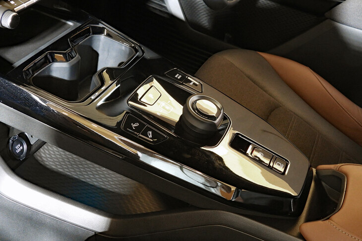 スズキeビターラZ(センターコンソール)