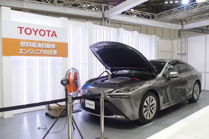 トヨタブースの様子。
