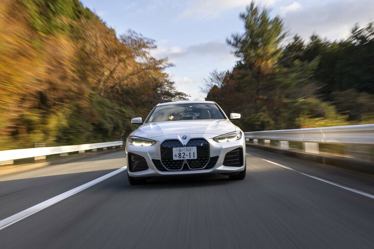 【BMW i4 eDrive40 Mスポーツのスペック】
	ボディーサイズ:全長×全幅×全高=4785×1850×1455mm/ホイールベース:2855mm/車重:2080kg/駆動方式:RWD/モーター:交流同期電動機/最高出力:340PS(250kW)/8000rpm/最大トルク:430N・m(43.8kgf・m)/0-5000rpm/タイヤ:(前)245/45R20 103W/(後)275/40R20 106W(ハンコック・ヴェンタスS1 evo3)/一充電走行距離:604km(WLTCモード)/価格:791万円
	
	【取材時の電費データ】
	テスト距離:284.0km(市街地1:高速道路7:山岳路2)/消費電力量:--kWh/参考電力消費率:4.8km/kWh