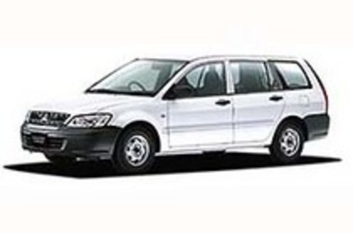 三菱、新型の商用車「ランサーカーゴ」発売 【ニュース】 - webCG
