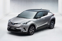 清水氏も述べているとおり、トヨタのデザインは2010年代の半ばごろから激変している。当時は「TNGA」を合言葉にクルマづくりの大改革が行われていたころで、これ以降、デザイン面でも挑戦的なモデルが次々に登場していった。写真は2016年3月のジュネーブショーで発表された「C-HR」。TNGA世代の第2弾モデルだ。