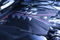 「M8」のトップモデルとなる「M8コンペティション」には、BMW M社が開発を行った最高出力625psを発生する4.4リッターV8ツインターボエンジンが搭載される。