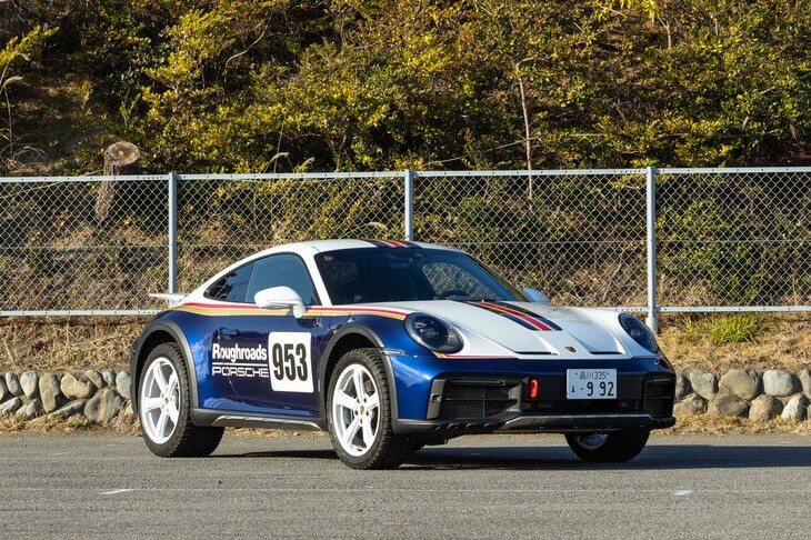 【ポルシェ911ダカールのスペック】
	ボディーサイズ:全長×全幅×全高=4530×1864×1338mm/ホイールベース:2450mm/車重:1605kg/駆動方式:4WD/エンジン:3リッター水平対向6 DOHC 24バルブ ターボ/トランスミッション:8段AT/最高出力:480PS(353kW)/6500rpm/最大トルク:570N・m(58.1kgf・m)/2300-5000rpm/タイヤ:(前)245/45R19 102Y/(後)295/40R20 110Y(ピレリ・スコーピオン オールテレインプラス)/燃費:11.3リッター/100km(約8.8km/リッター、WLTPモード)/価格:3099万円