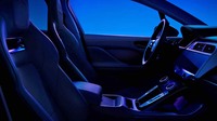 顔が変わった「ジャガーIペース」の2024年モデル受注開始の画像