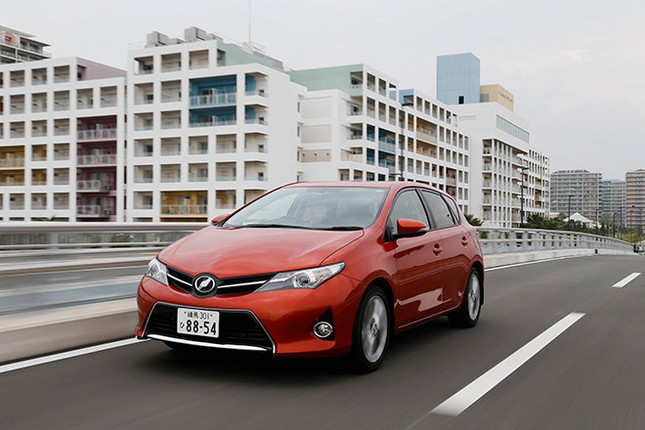 【スペック】RS“Sパッケージ”:全長×全幅×全高=4275×1760×1460mm/ホイールベース=2600mm/車重=1270kg/駆動方式=FF/1.8リッター直4DOHC16バルブ(144ps/6200rpm、18.4kgm/3800rpm)/価格=225万円(テスト車=255万3083円)