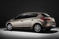 新型「ルノー・メガーヌ」が本国で発表の画像