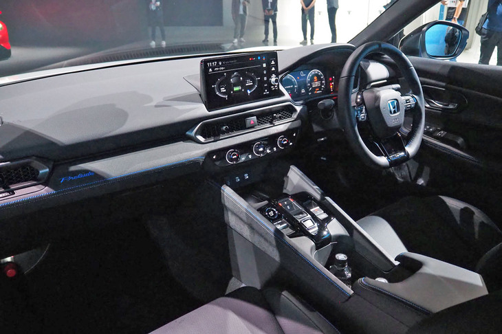 ホンダ・プレリュード(純正アクセサリー装着車のインテリア)