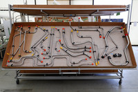 艤装で使われる部品は、1機ごとにキットにまとめて渡される。取り付け忘れを防止するための工夫だ。