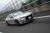 DSオートモビルの新たな旗艦として投入された「DS 9」。今回の試乗車はプラグインハイブリッドの上級トリムグレード「オペラE-TENSE」で、ラインナップのなかで最も高価なモデルだ。
